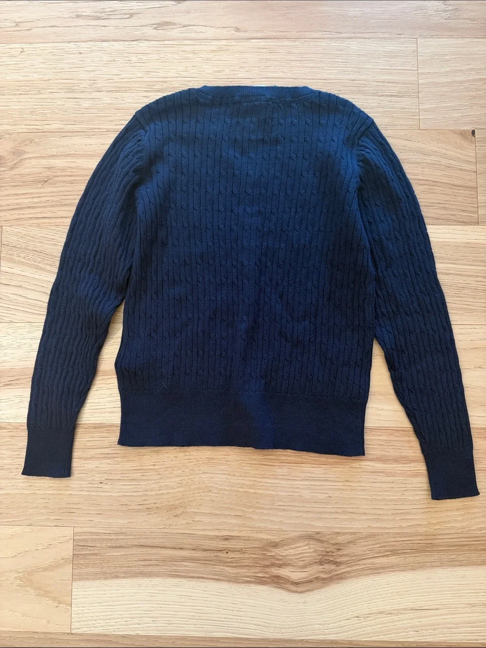 GAP women cable